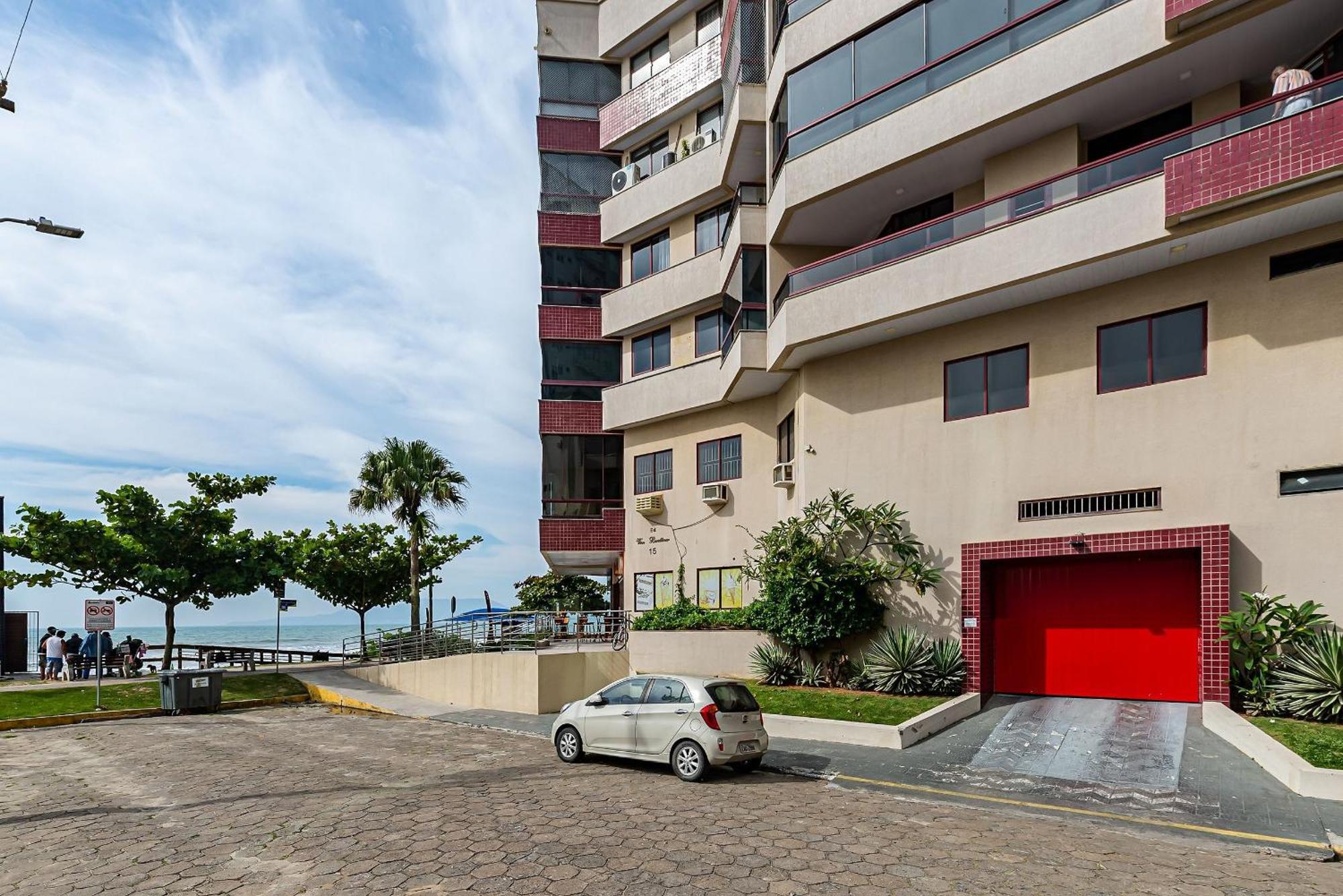 Apto Pe Na Areia Vista Mar Em Meia Praia Evb308 Itapema Exteriér fotografie
